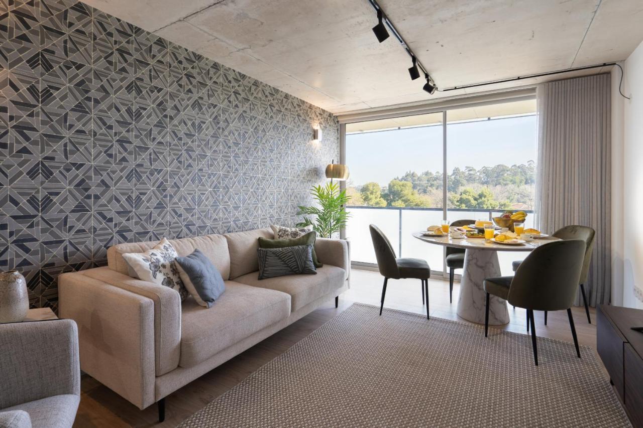 Host Wise - Luxurious Impressive Apartment - Balcony And Pool فيلا نوفا دي غايا المظهر الخارجي الصورة