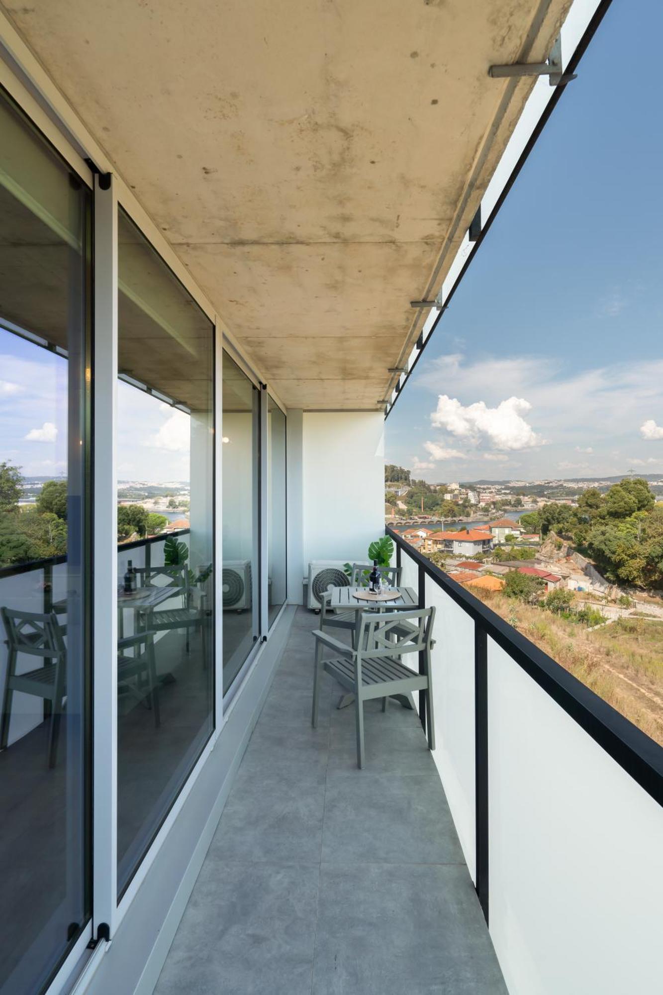 Host Wise - Luxurious Impressive Apartment - Balcony And Pool فيلا نوفا دي غايا الغرفة الصورة