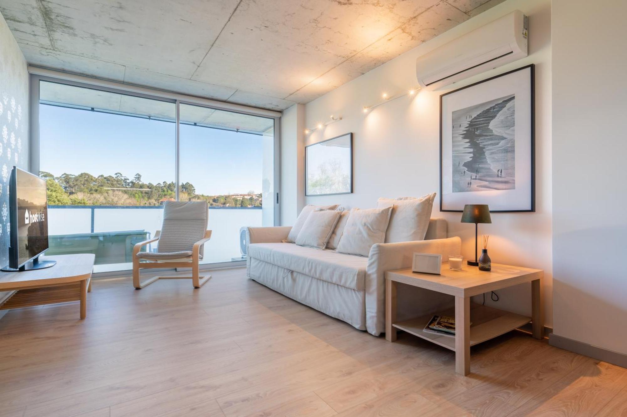Host Wise - Luxurious Impressive Apartment - Balcony And Pool فيلا نوفا دي غايا الغرفة الصورة